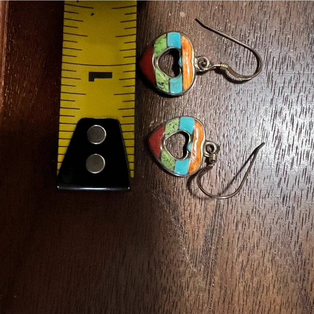 Vintage Navajo or Zuni inlay stones sterling silver hearts wire pierced earrings